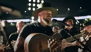 Zac Brown Band nyItja az NBC új Sunday Night Baseball-ját az ELP-klasszikussal