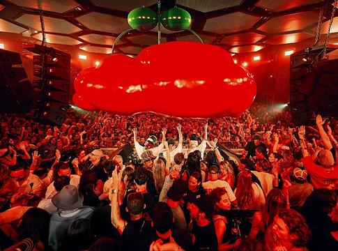 A Keinemusik először lép fel a sivatagban Dubajban