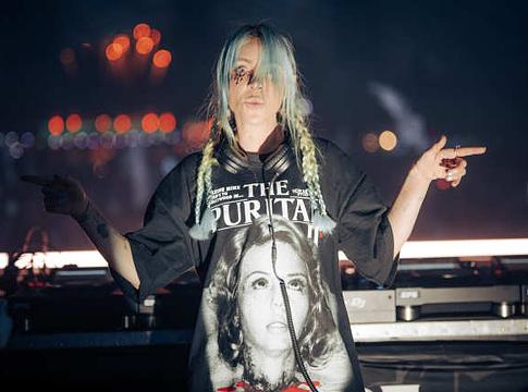 Alison Wonderland új turnéja játékká változtatja a koncertélményt