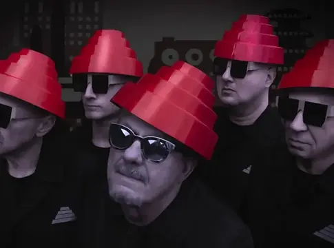 50 éves a Devo – turné, dokumentumfilm és YouTube-sorozat is érkezik