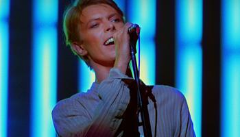 David Bowie 1978-as, eddig nem látott koncertfelvétele arénákba költözik
