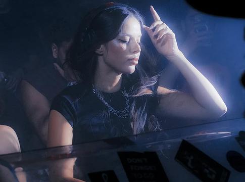 Alycia Bezgo: a belga hard dance új generációjának egyik legizgalmasabb neve