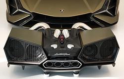 Lamborghini kipufogóból készült luxushangrendszer: az iXOOST ESAVOX