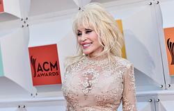 Dolly Parton nevét kaphatja Nashville repülőtere