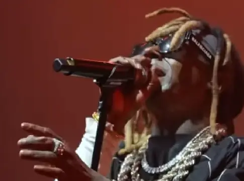 Lil Wayne egészségi állapota miatt maradt el a turné nyitókoncertje