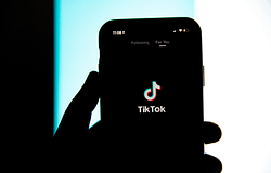 TikTok: ezek voltak a nyár 2025 slágerei