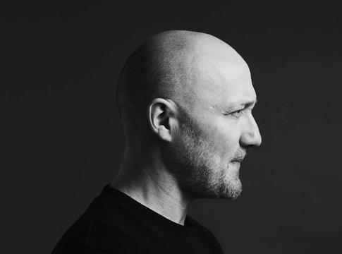 Paul Kalkbrenner újragondolja a Booka Shade „Your Command” című dalát