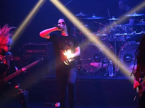 Engedély nélküli AI-felvételek árasztják el a Spotify-t – egyre több előadó válik áldozattá