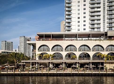 Monolink, Ape Drums és sunset bulik: Miami új kedvenc helyei lehetnek a Casa Neos és a Mila Lounge