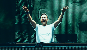 A DJ felemelkedése: klubpulttól a stadionszínpadig