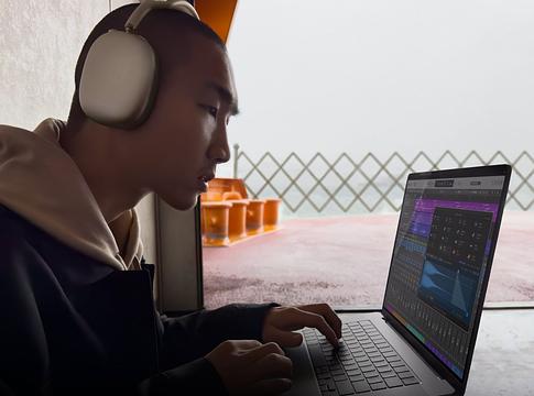 Logic Pro 12: Úttörő AI funkciókkal bővült