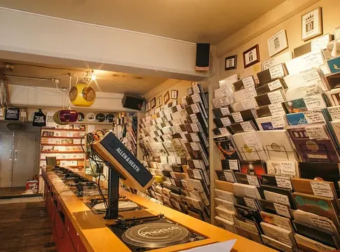 Rekordévet hozott az idei Record Store Day UK: 25%-kal nőttek az eladások