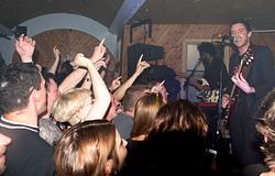 Veszélybe került a legendás MOTH Club Londonban