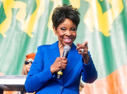 Gladys Knight fia vádakat fogalmazott meg, az énekesnő visszautasította