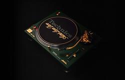 Technics x Aimé Leon Dore: ikonikus lemezjátszó streetwear köntösben