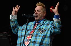 Johnny Rotten csalódottsága: a Sex Pistols egykori tagjai hallgattak felesége halála után