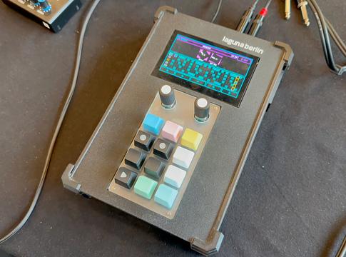 Laguna Berlin: 5 sávos groovebox 16 digitális hangmotorral