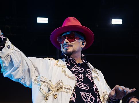 Boy George AI-val írta új, Izrael mellett kiálló dalát