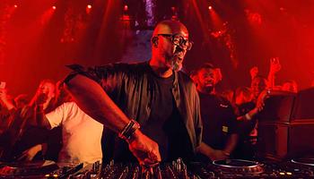 Black Coffee pert nyert a Maserati ellen