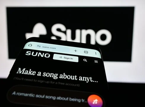 A zeneipar óriásai perelik a Suno AI startupot szerzői jogsértés miatt