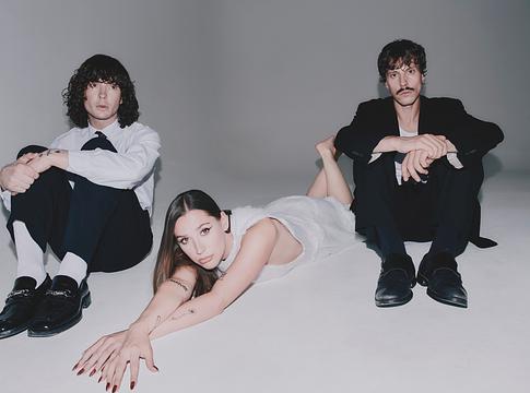 Yonaka visszatér: érkezik a ‘Hope You’re Satisfied’ és a vadonatúj kislemez, a ‘Cruel’