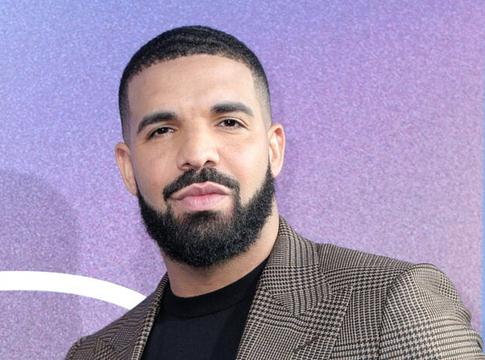  Drake engedélyt kapott kulcstanú megidézésére az UMG elleni perben