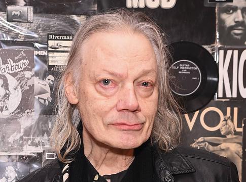 Szállítás közben megsérültek William Orbit Grammy-díjai