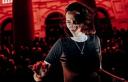 Amelie Lens 14 ezer emberrel ünnepelte az AURA megjelenését
