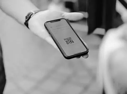 A jegyüzérek árnyékában: hogyan működik a spekulatív jegyviszonteladás