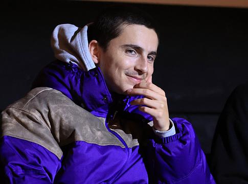 Lelepleződött a találgatás: Timothée Chalamet és EsDeeKid közös remixben állt össze