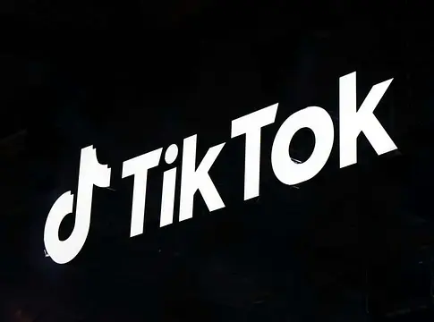 Trump rendelete amerikai kézbe terelné a TikTokot