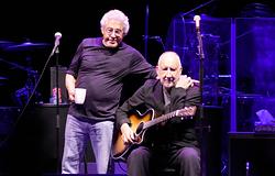 Pete Townshend új Who-zenét lebegtet, Roger Daltrey pedig szólóturnéra indul