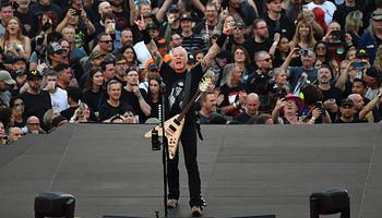 Új műsorral zárta londoni koncertjeit a Metallica