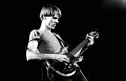 Eladó Tom Verlaine legendás lemezgyűjteménye