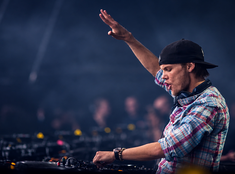 15 éves Avicii Levels című slágere, amely megváltoztatta a dance zenét