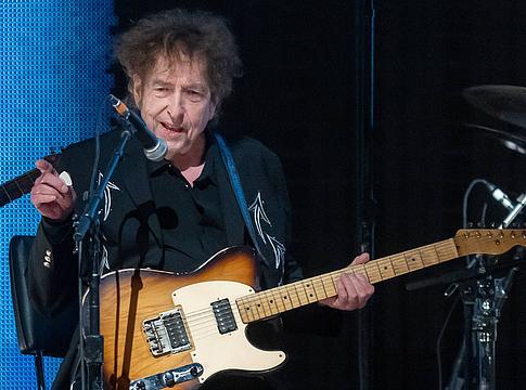 Változik Bob Dylan turnézenekara