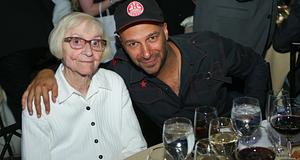 Tom Morello gyászol: elhunyt édesanyja, Mary Morello, 102 évesen