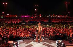 Szélvihar miatt ideiglenesen kiürítették a Stagecoach fesztivált, később folytatták