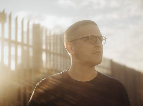 Balettzenével nyit új fejezetet Floating Points