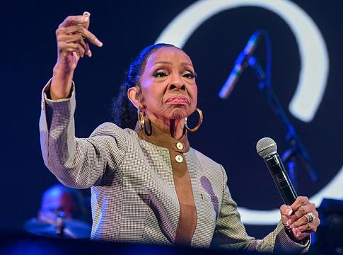 Gladys Knight ritkítja koncertjeit, és élete következő szakaszára készül