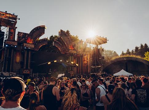 Nyárra költözik az Ikarus Festival 2027-ben