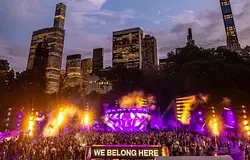 We Belong Here: Teltházas debütálás Tampa Bay-ben