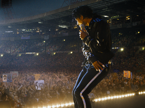 Michael erős elővétellel készül a nyitásra — verheti a Bohemian Rhapsody-t