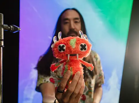 Steve Aoki NFT-projektje per elé került: befektetők csalódása az A0K1VERSE körül