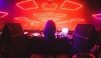 Nicole Moudaber kiadta a Twistin’ My Mind EP-t — a MOOD Records 100. megjelenése