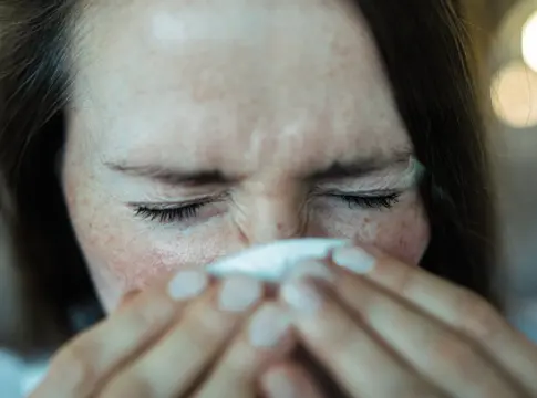 Lehetsz allergiás a párodra? A tudomány szerint ritkán, de előfordulhat