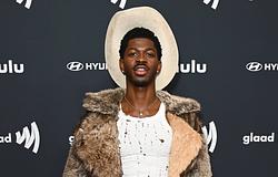 Lil Nas X letartóztatásban marad a hétvégéig Los Angelesben