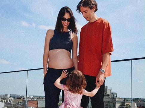 Amelie Lens bejelentette: második gyermekét várja
