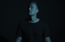 Yves V és Dimitri Vangelis & Wyman közös himnusza: You & I