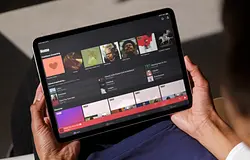 Deezer AI-detektort indít a lejátszási listákhoz – az új felhasználók 43%-ának könyvtárában van AI-zene